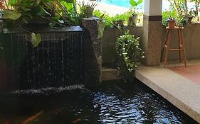 Villa Kemboja Kota Serimas